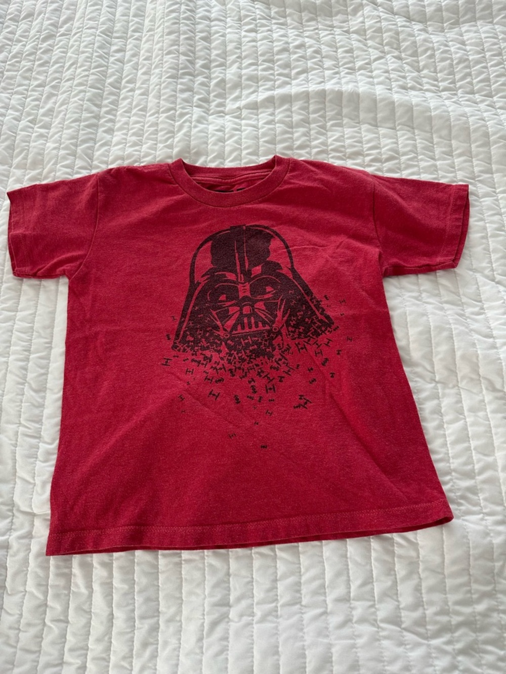 Star Wars Kids' Red Darth Vader Graphic Tee Shirt small 6